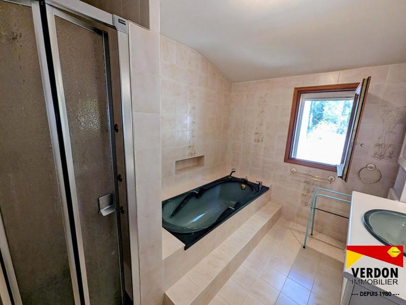 Maison - 124 m² - 8 pièces