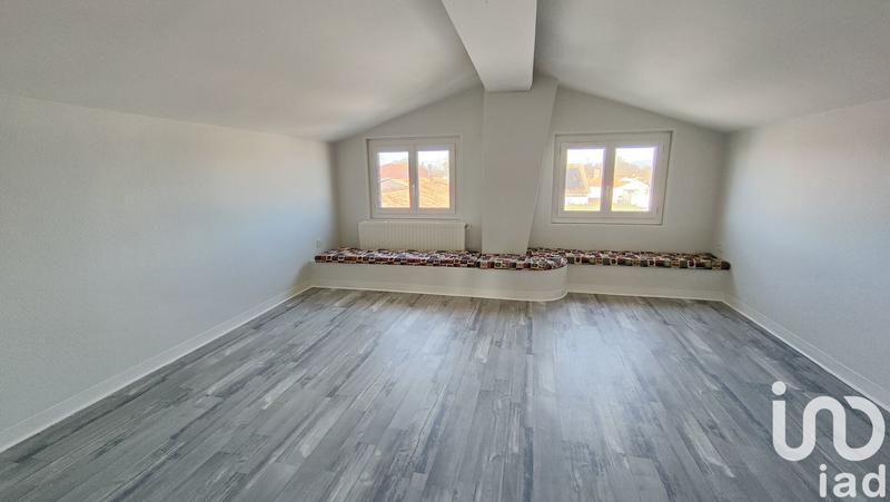 Maison - 102 m² - 5 pièces