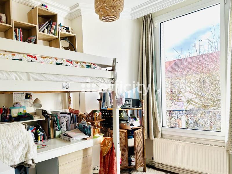 Maison - 145 m² - 5 pièces