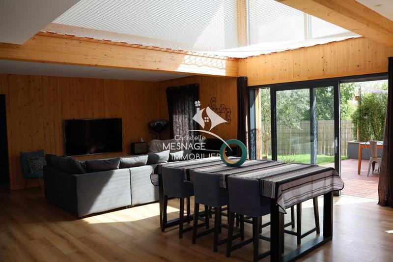 Maison - 162 m² - 6 pièces