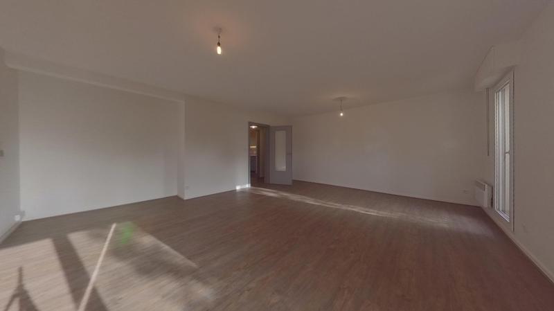 Appartement - 83 m² - 3 pièces