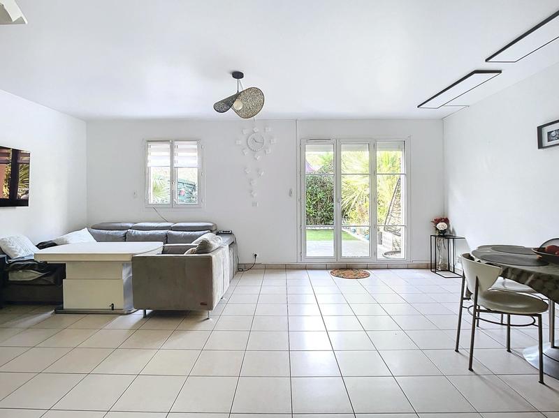 Maison - 82 m² - 4 pièces