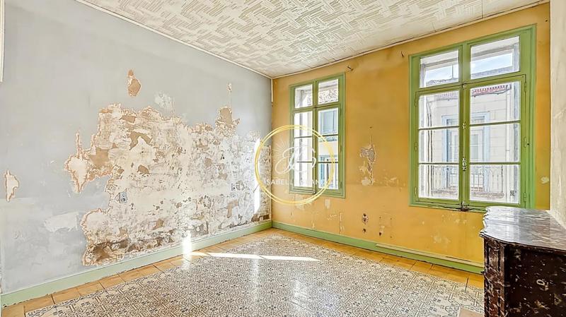 Propriété - 163 m² - 6 pièces