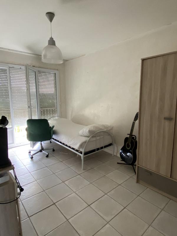 Appartement - 98 m² - 5 pièces