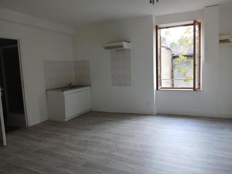 Studio - 28 m² - 1 pièce
