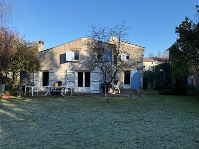 Maison - 111 m² - 5 pièces