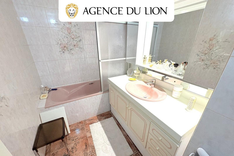 Appartement - 107 m² - 5 pièces