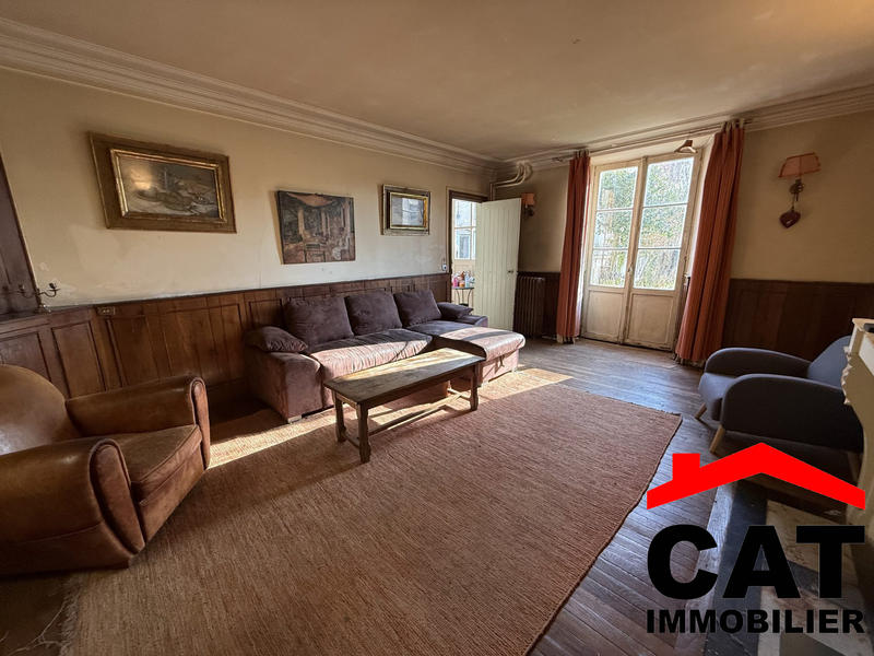 Maison - 366 m² - 13 pièces