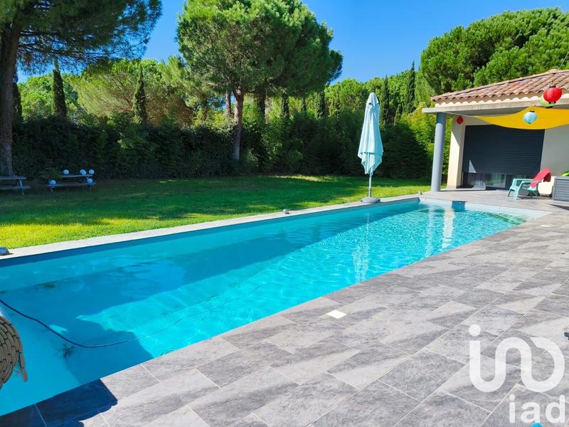 Maison - 252 m² - 9 pièces