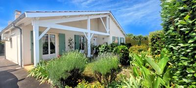 Maison - 110 m² - 4 pièces