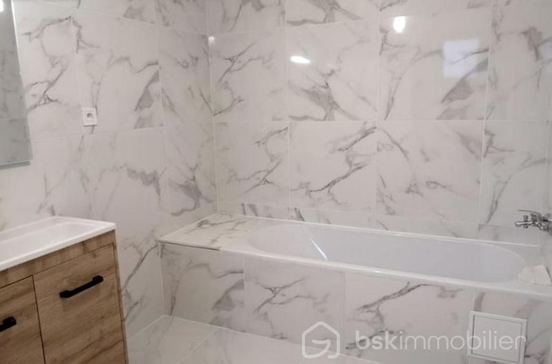 Maison en pierre - 175 m² - 6 pièces