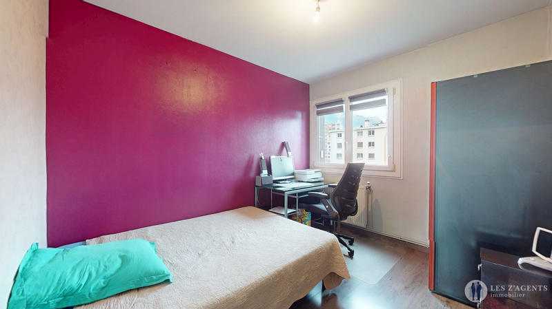 Appartement - 75 m² - 4 pièces