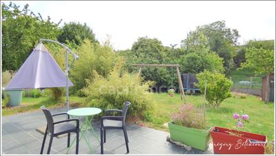 Maison - 137 m² - 6 pièces