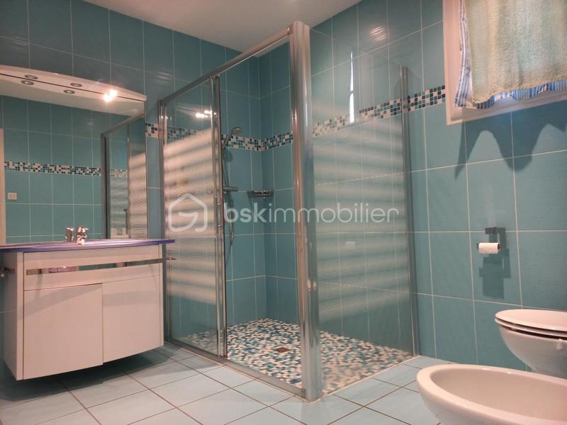 Maison traditionnelle - 316 m² - 11 pièces