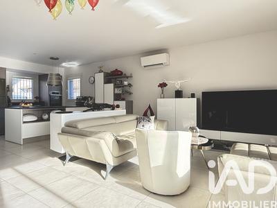 Maison - 145 m² - 9 pièces