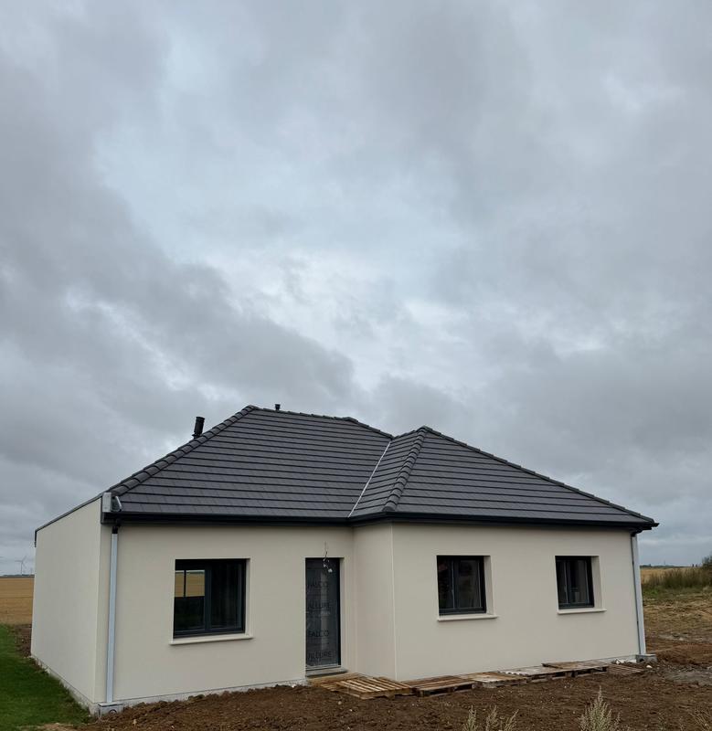 Maison - 90 m² - 4 pièces