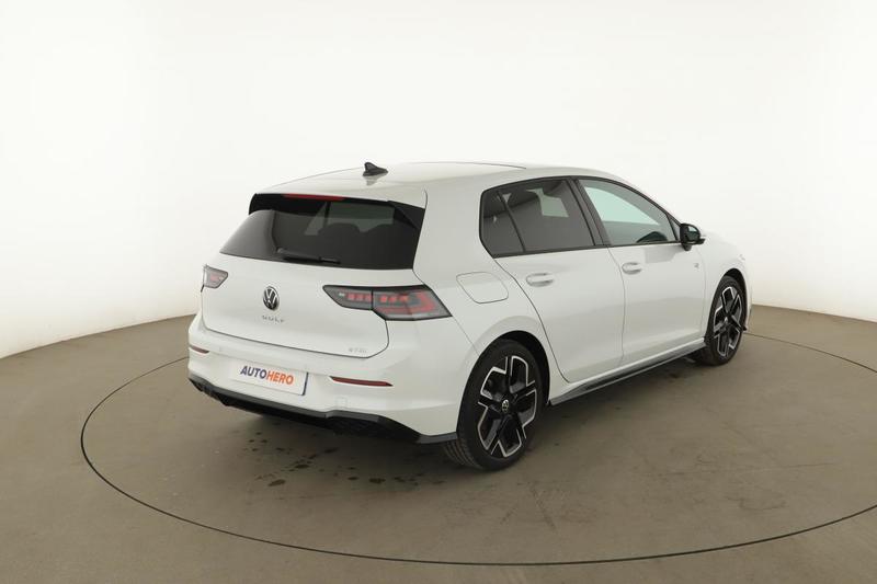 Volkswagen Golf VIII 1.5 eTSI Evo2 R-Line Dsg7 150 ch