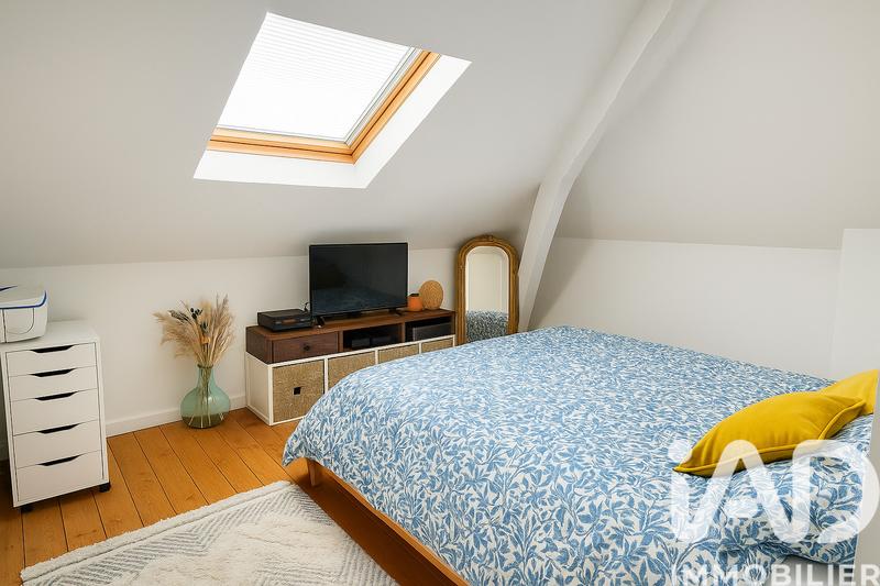 Maison - 90 m² - 5 pièces