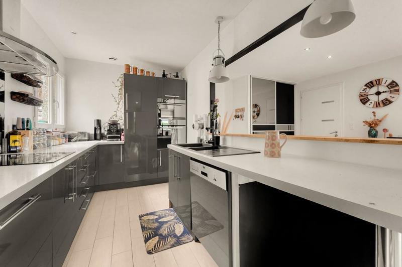 Maison - 110 m² - 5 pièces