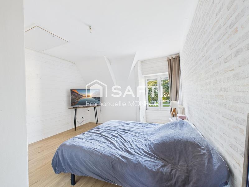 Maison - 166 m² - 6 pièces