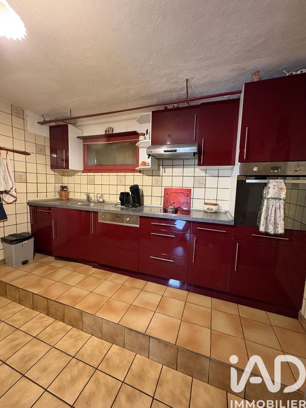 Maison - 182 m² - 7 pièces