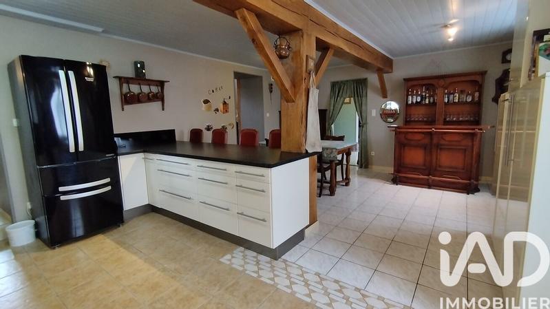 Maison de village - 243 m² - 9 pièces