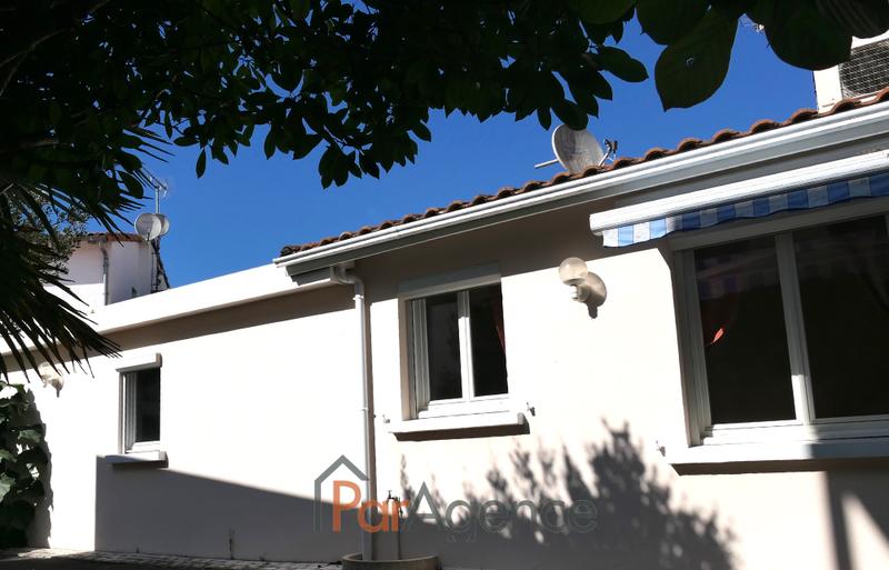 Local commercial - 146 m² - 7 pièces