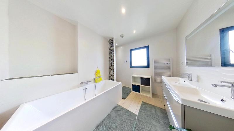 Maison - 146 m² - 6 pièces