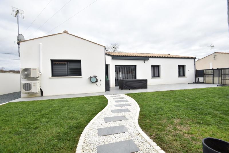 Maison contemporaine - 140 m² - 6 pièces