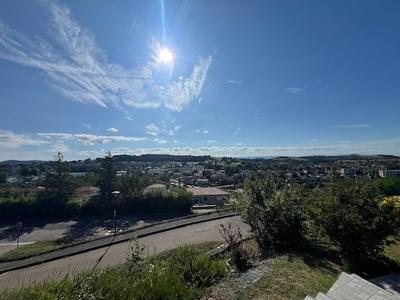 Maison - 92 m² - 5 pièces