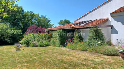 Maison - 144 m² - 8 pièces