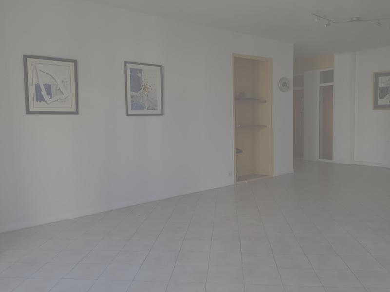 Appartement - 83 m² - 2 pièces