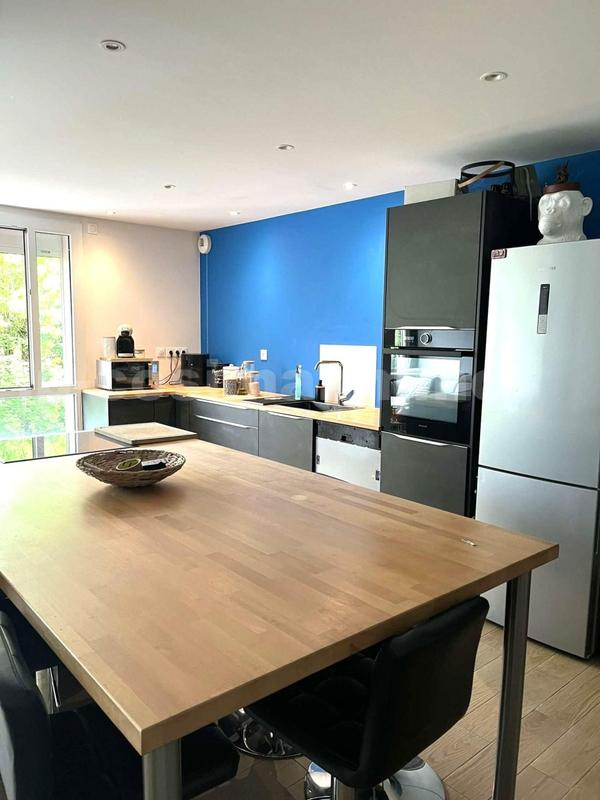 Appartement - 80 m² - 3 pièces