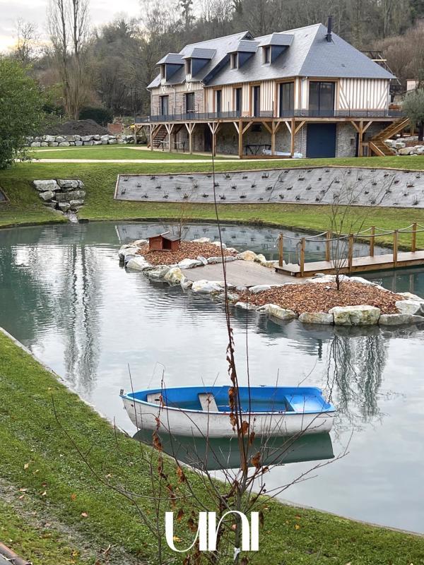 Maison - 205 m² - 7 pièces