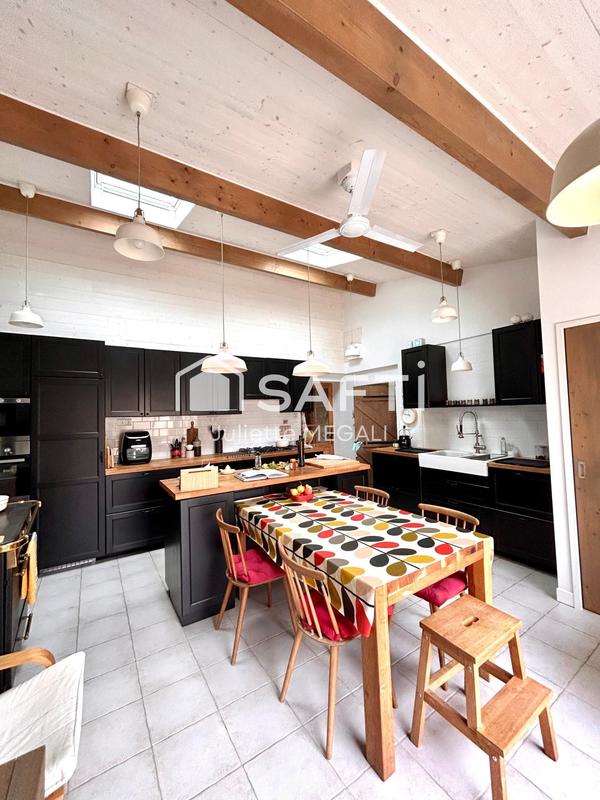 Maison - 160 m² - 5 pièces