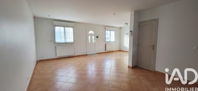 Maison - 93 m² - 4 pièces