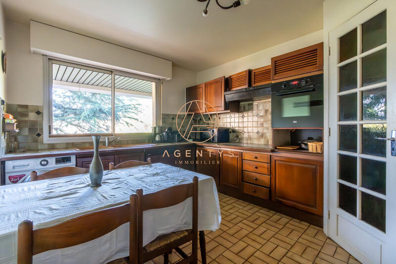 Appartement - 132 m² - 5 pièces