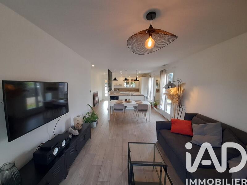 Maison - 90 m² - 3 pièces