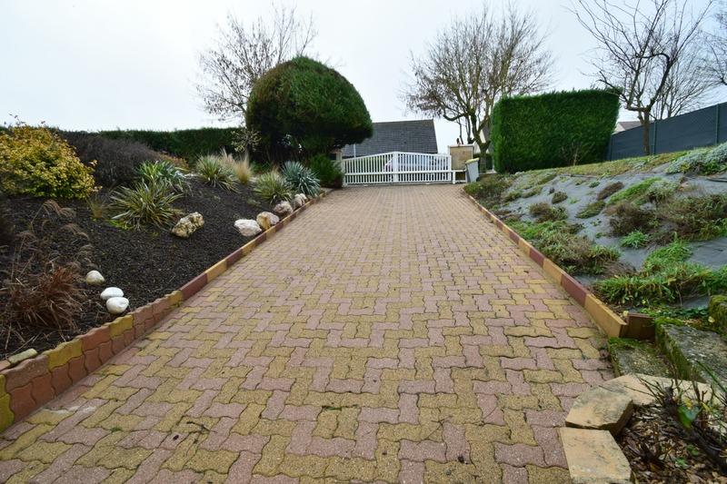 Maison - 100 m² - 6 pièces