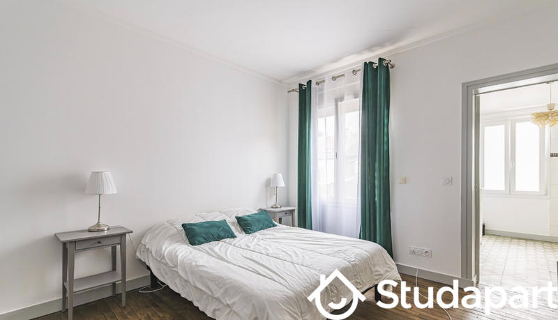 Maison - 102 m² - 4 pièces