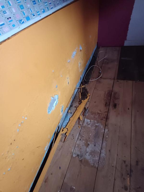 Maison - 91 m² - 5 pièces