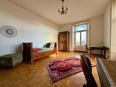 Appartement - 146 m² - 4 pièces