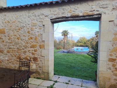 Maison - 227 m² - 7 pièces