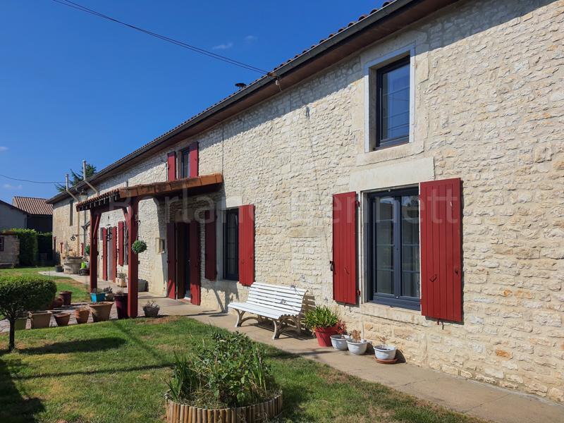 Longère - 227 m² - 7 pièces