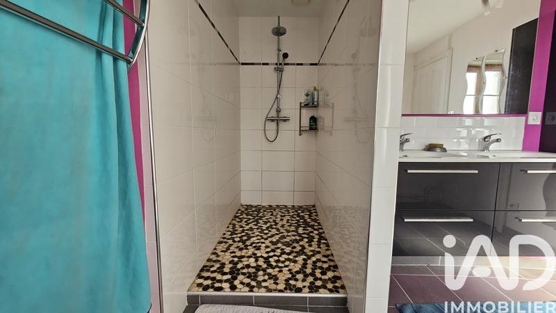 Maison - 199 m² - 6 pièces