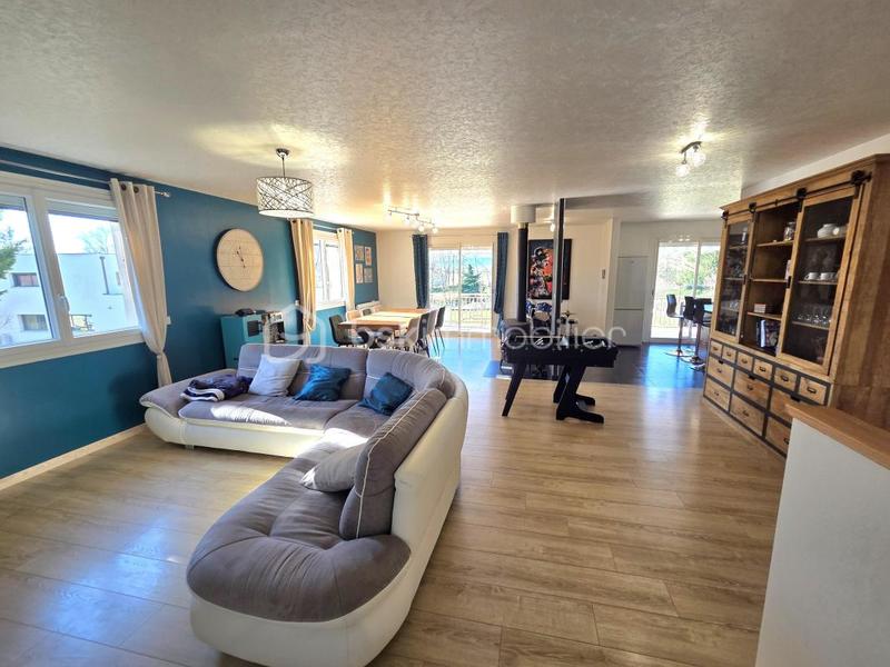 Maison traditionnelle - 124 m² - 4 pièces