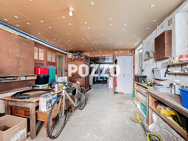 Maison - 179 m² - 8 pièces