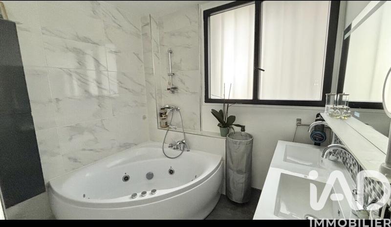 Maison - 170 m² - 6 pièces