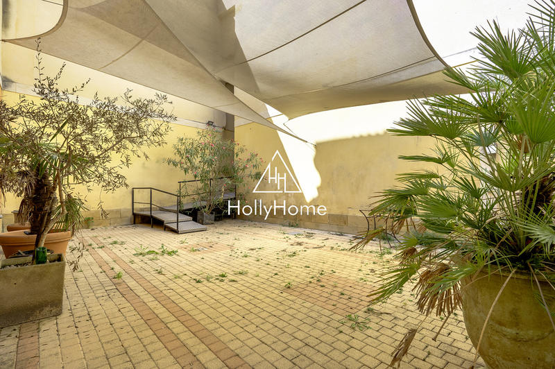 Appartement ancien - 126 m² - 4 pièces