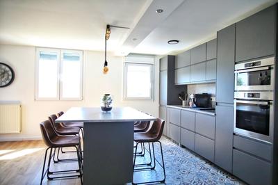 Appartement - 113 m² - 6 pièces